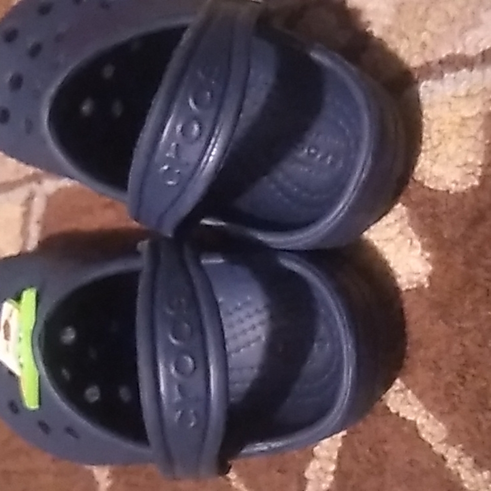 Crocs - Picture 3 of 4